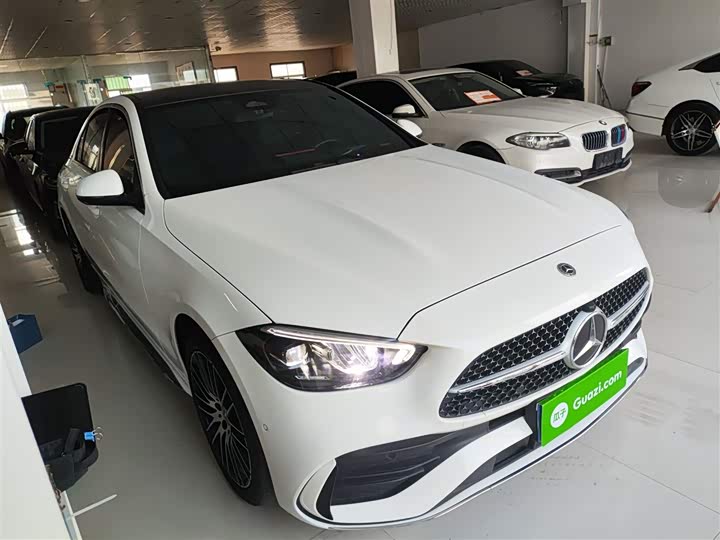 Фото 4 - Mercedes-Benz C-Class