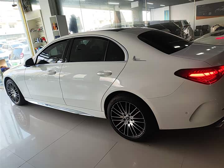 Фото 5 - Mercedes-Benz C-Class