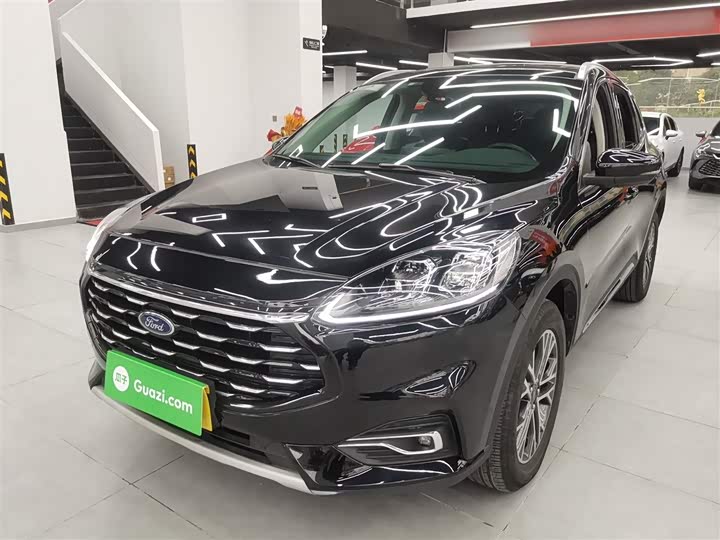 Фото 2 - Ford Escape