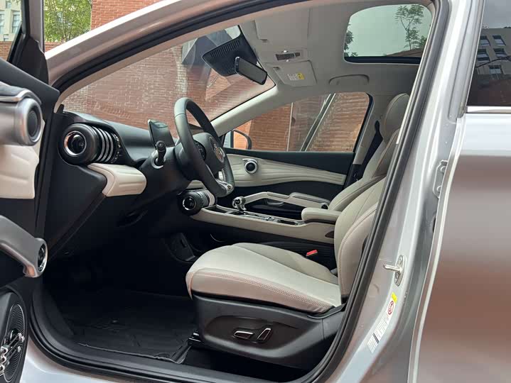 Фото 12 - BYD Yuan Plus