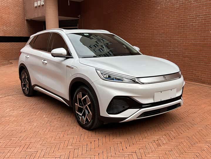 Фото 4 - BYD Yuan Plus