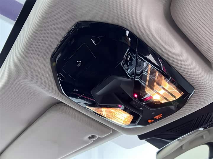 Фото 20 - BMW 7 Series