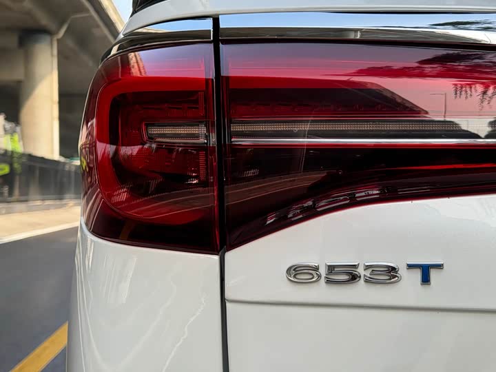 Фото 17 - Buick GL8 ES