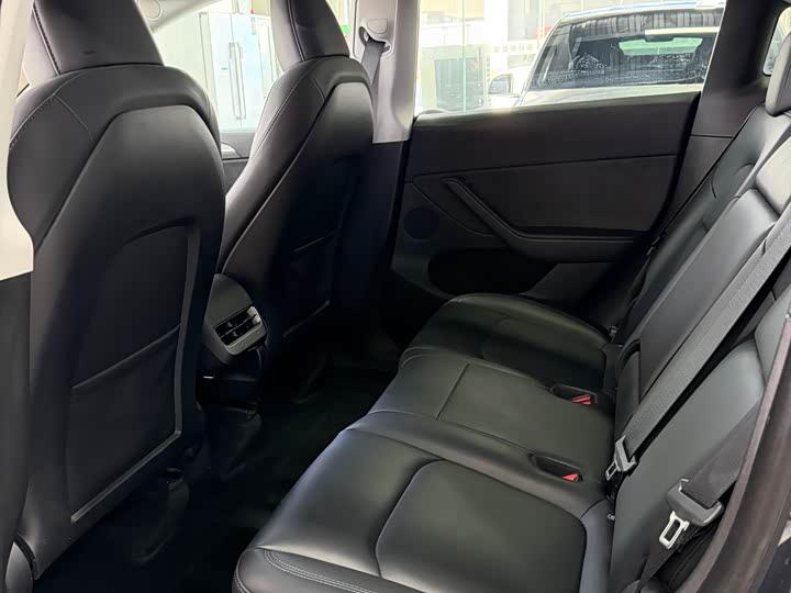 Фото 7 - Tesla Model Y