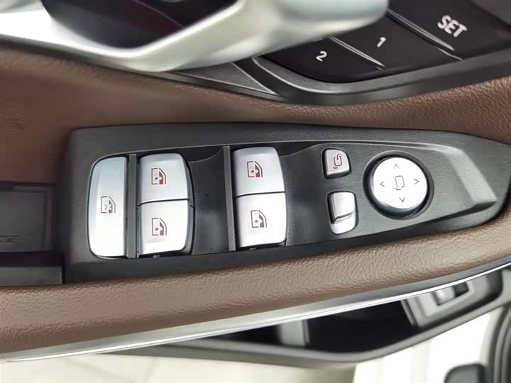 Фото 9 - BMW 3 Series