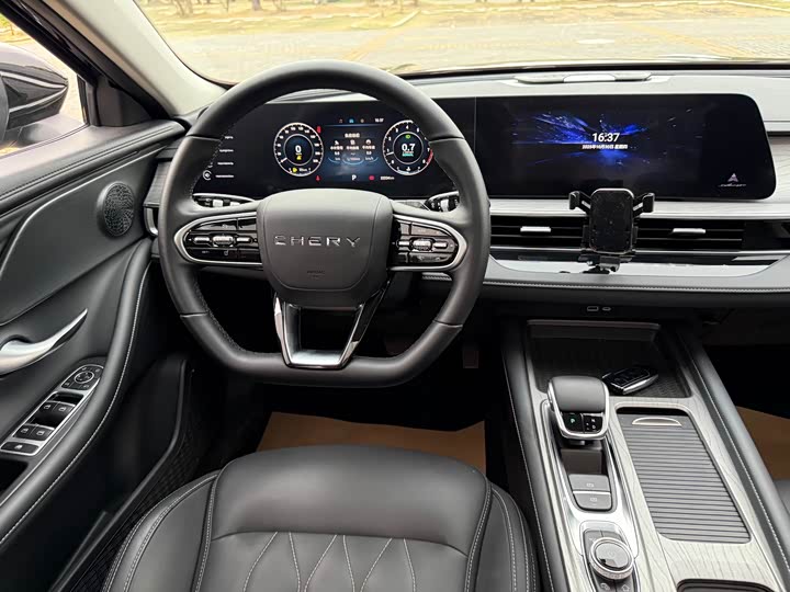 Фото 12 - Chery Arrizo 8