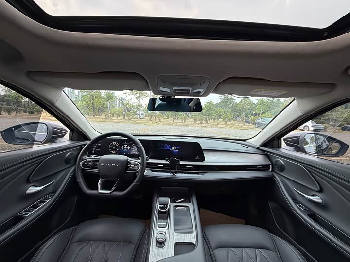 Фото 13 - Chery Arrizo 8