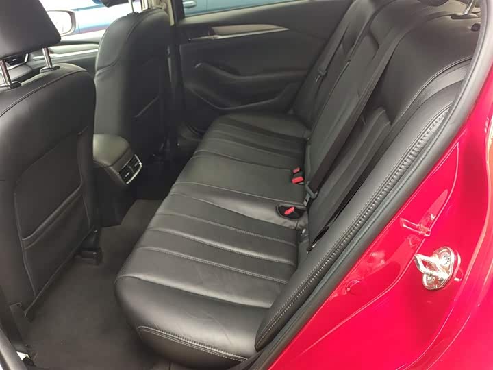 Фото 17 - Mazda Atenza