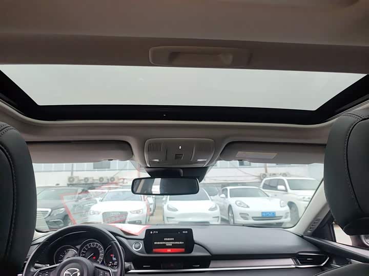 Фото 18 - Mazda Atenza