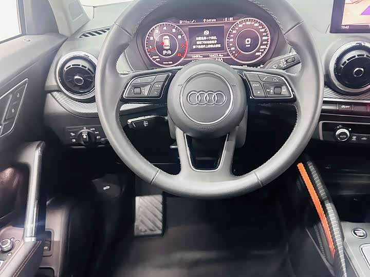 Фото 15 - Audi Q2L