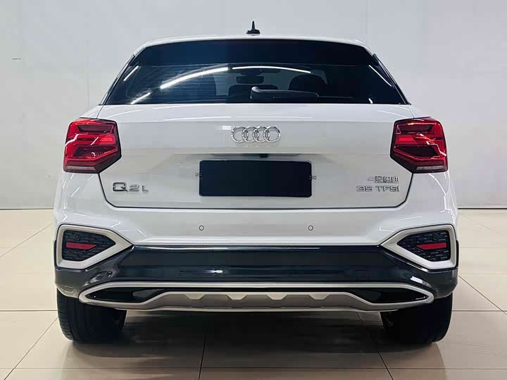 Фото 7 - Audi Q2L