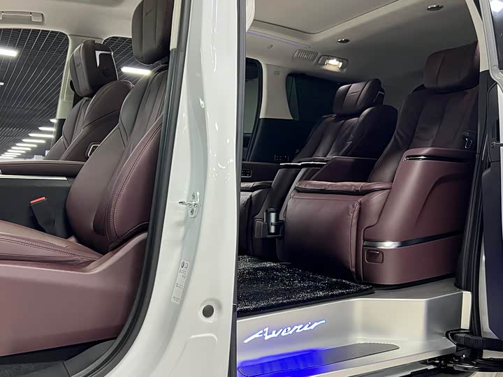 Фото 10 - Buick GL8 Century