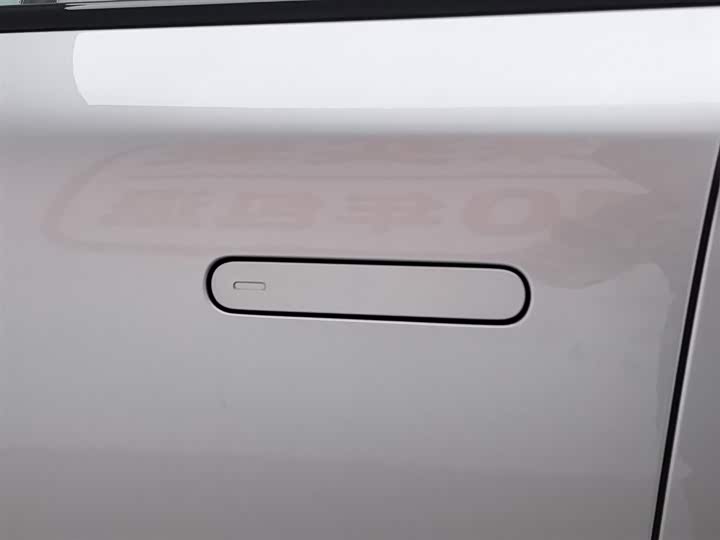 Фото 18 - XPeng G9