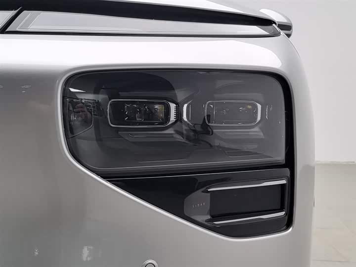 Фото 7 - XPeng G9