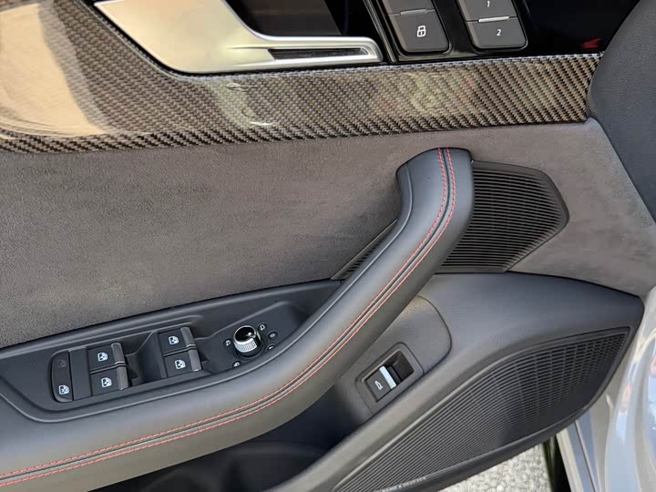 Фото 7 - Audi RS 4