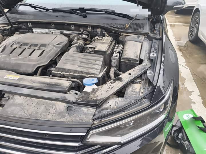 Фото 22 - Volkswagen Magotan