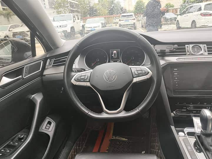 Фото 3 - Volkswagen Magotan