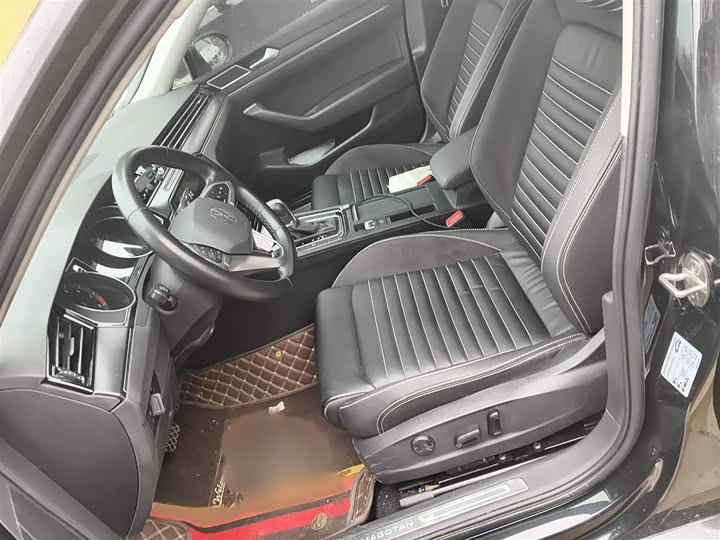 Фото 8 - Volkswagen Magotan