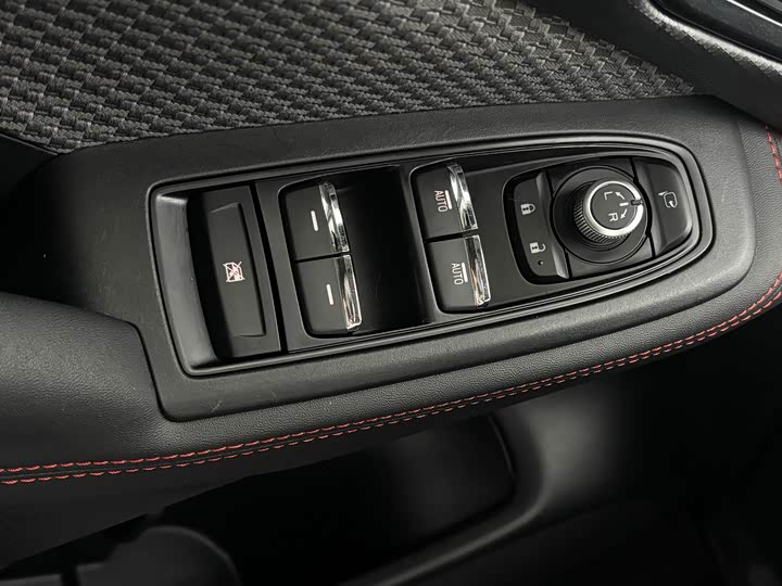 Фото 17 - Subaru Forester