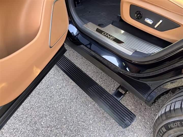 Фото 8 - LiXiang One