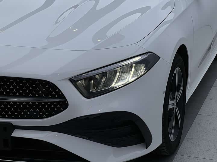 Фото 3 - Mercedes-Benz A-Class