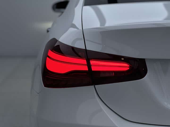 Фото 6 - Mercedes-Benz A-Class