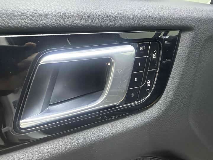 Фото 20 - Porsche Cayenne