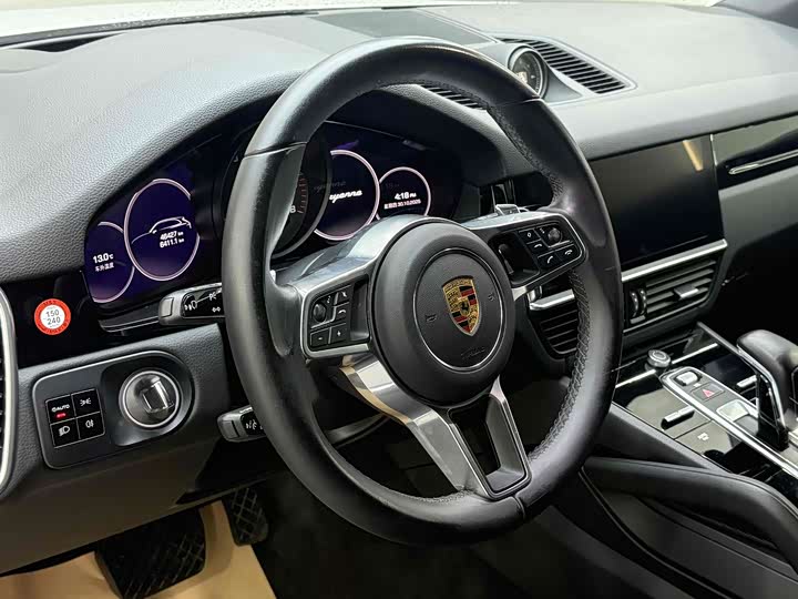 Фото 5 - Porsche Cayenne