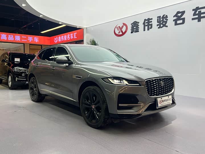 Фото 4 - Jaguar F-Pace