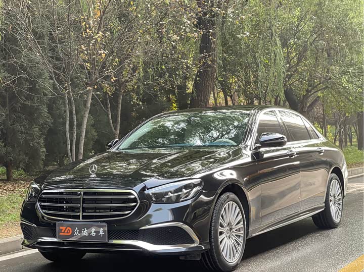 Photo 1 - Mercedes-Benz E-Class