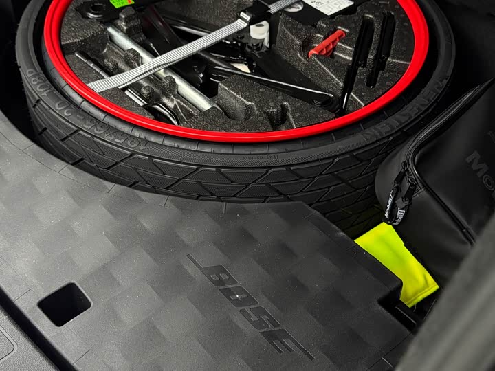 Фото 20 - Porsche Cayenne