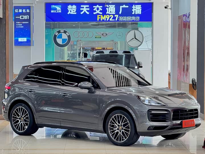 Фото 3 - Porsche Cayenne