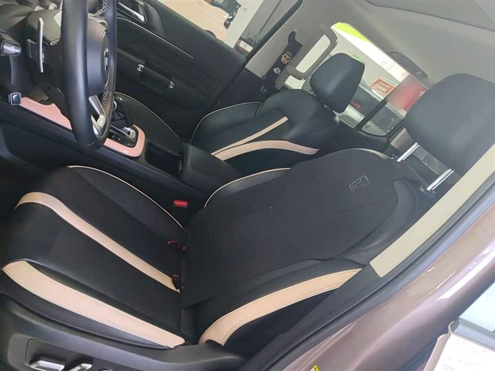 Фото 15 - Tank 300