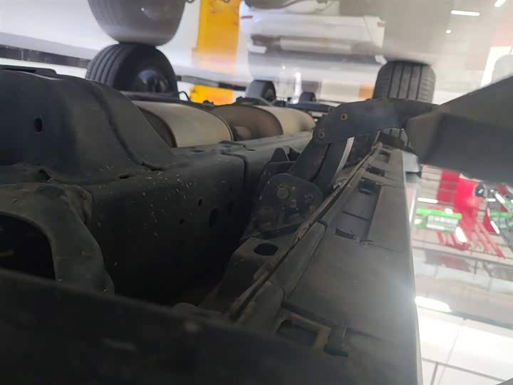 Фото 21 - Tank 300