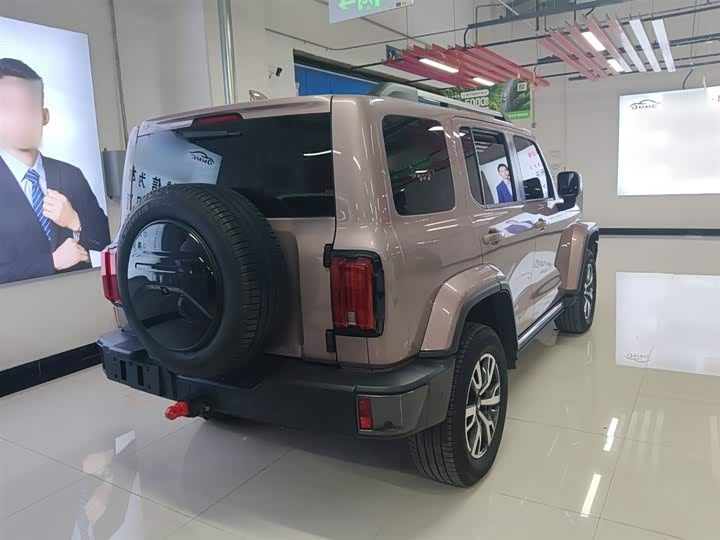 Фото 7 - Tank 300