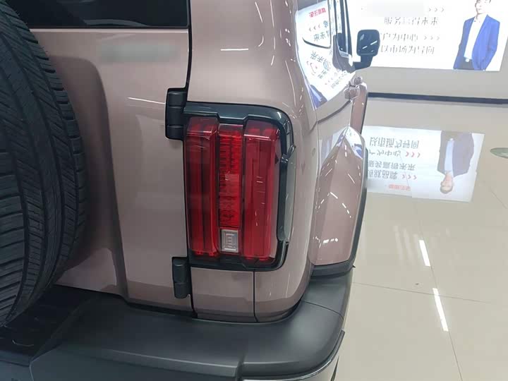 Фото 8 - Tank 300