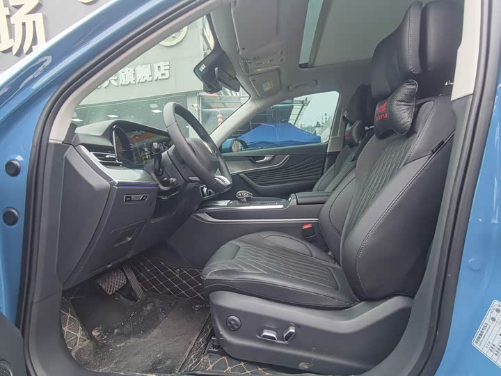 Фото 9 - Hongqi HS5