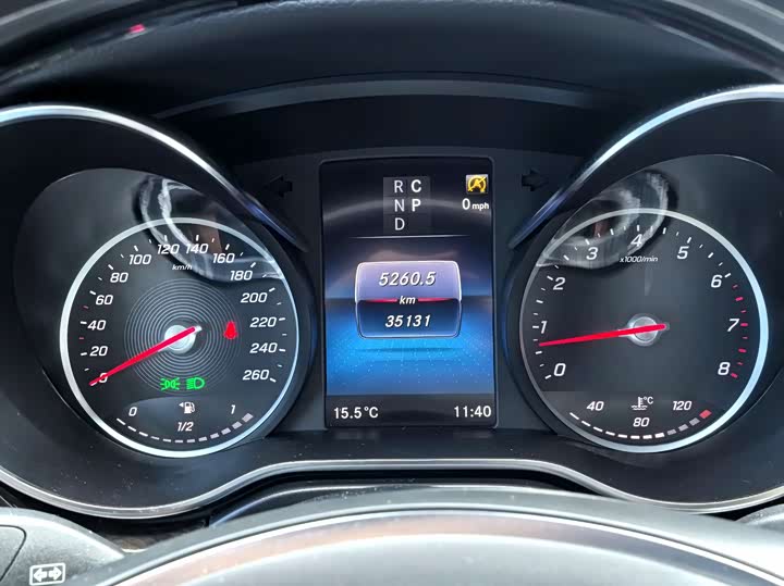 Фото 28 - Mercedes-Benz V-Class