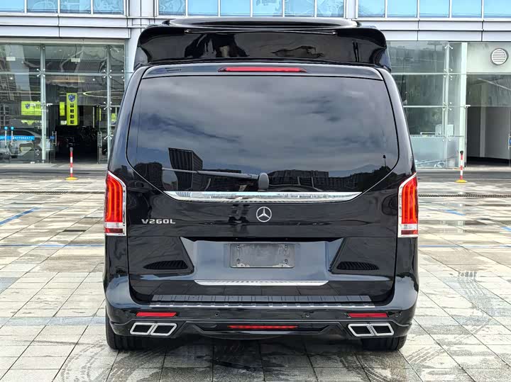 Фото 7 - Mercedes-Benz V-Class