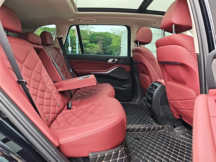 Фото 26 - BMW X5