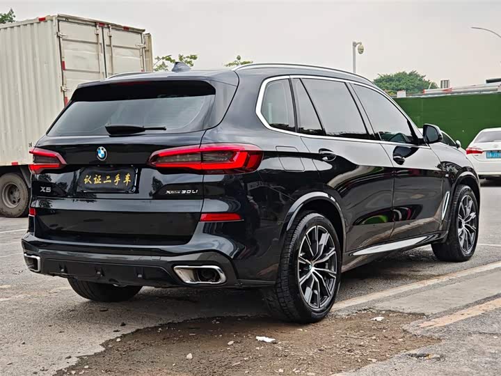 Фото 5 - BMW X5