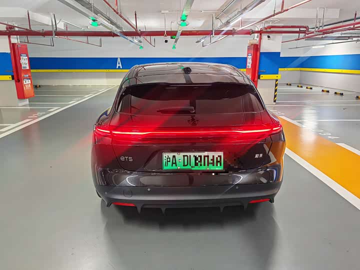 Фото 3 - Nio ET5T