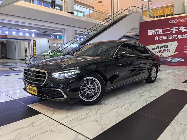 Фото 3 - Mercedes-Benz S-Class