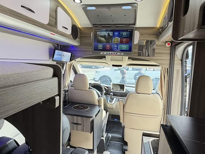 Фото 4 - Maxus V90