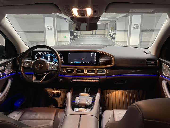 Фото 18 - Mercedes-Benz GLS-Class