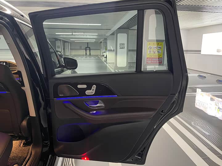 Фото 23 - Mercedes-Benz GLS-Class