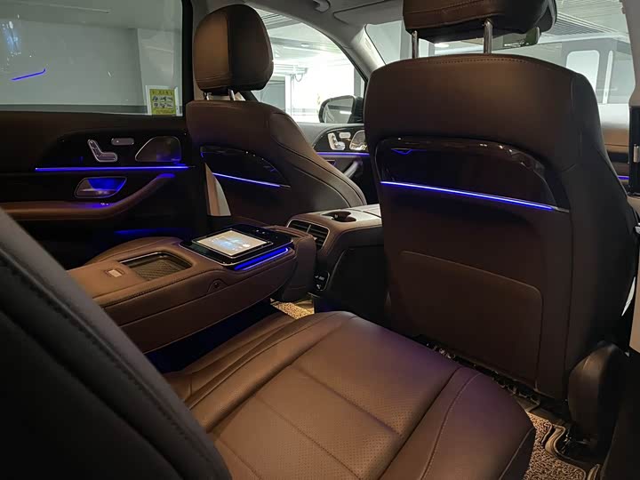 Фото 24 - Mercedes-Benz GLS-Class