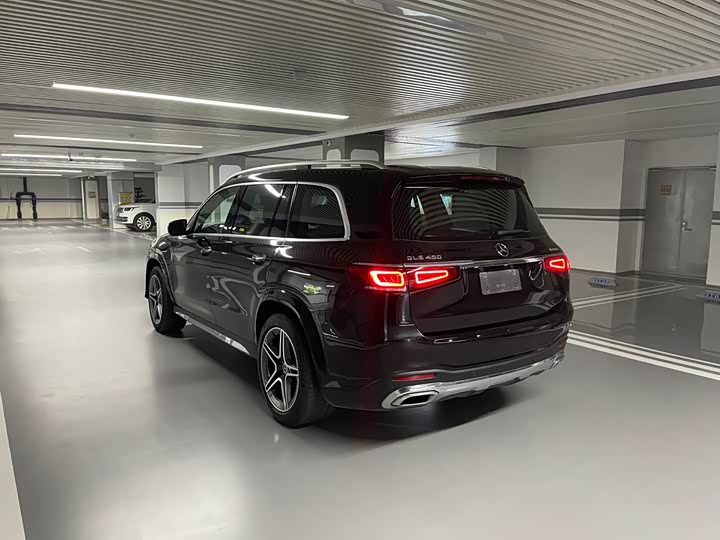 Фото 27 - Mercedes-Benz GLS-Class