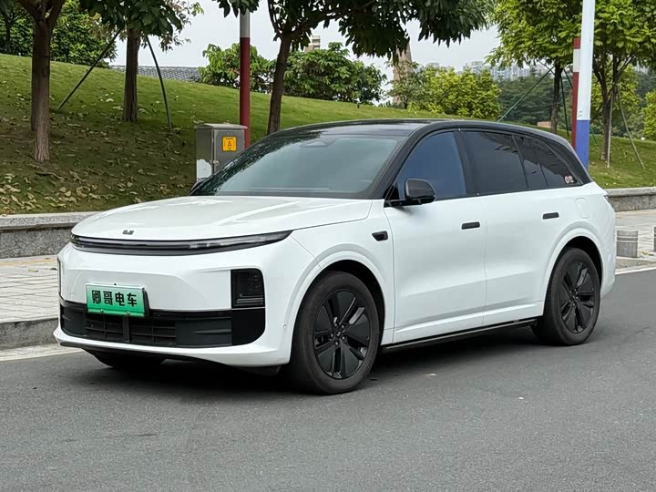 Фото 1 - LiXiang L6