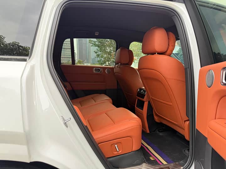 Фото 18 - LiXiang L6